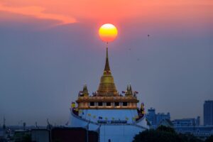 สถานที่ขอหวย วัดภูเขาทอง 2567